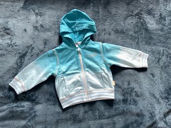 Gilet à capuche