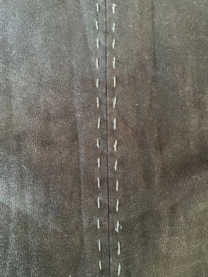 Plaid en Alcantara noir et deux coussins  Zoeppritz - photo numéro 3