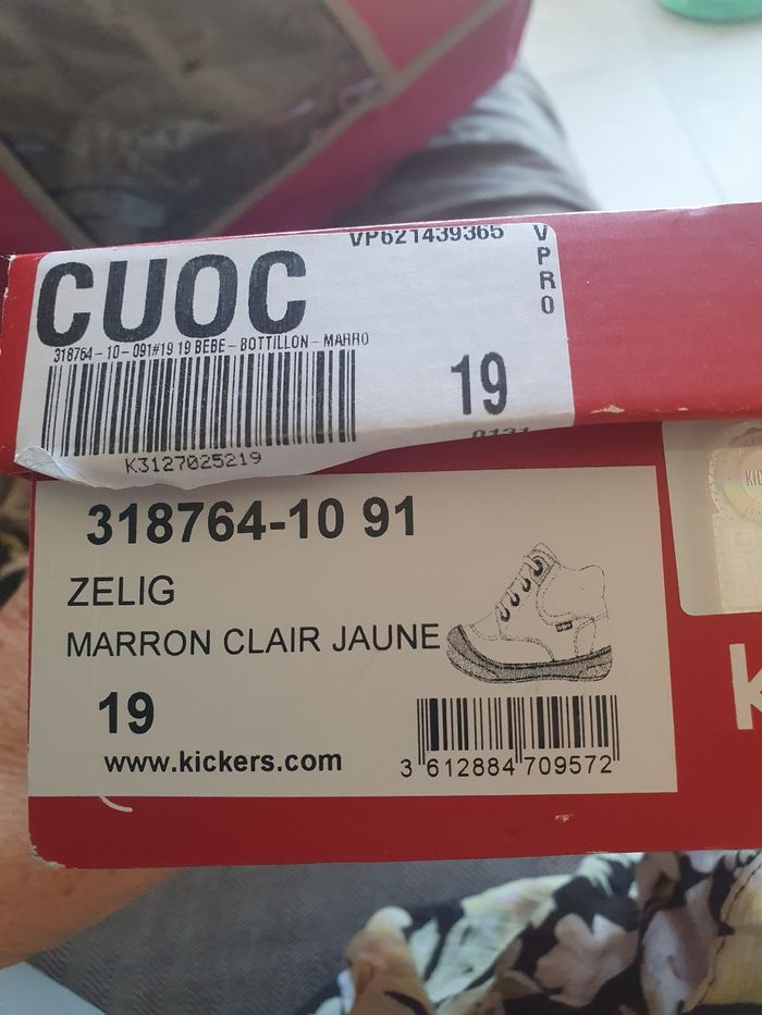 Chaussure kickers t.19 - photo numéro 3