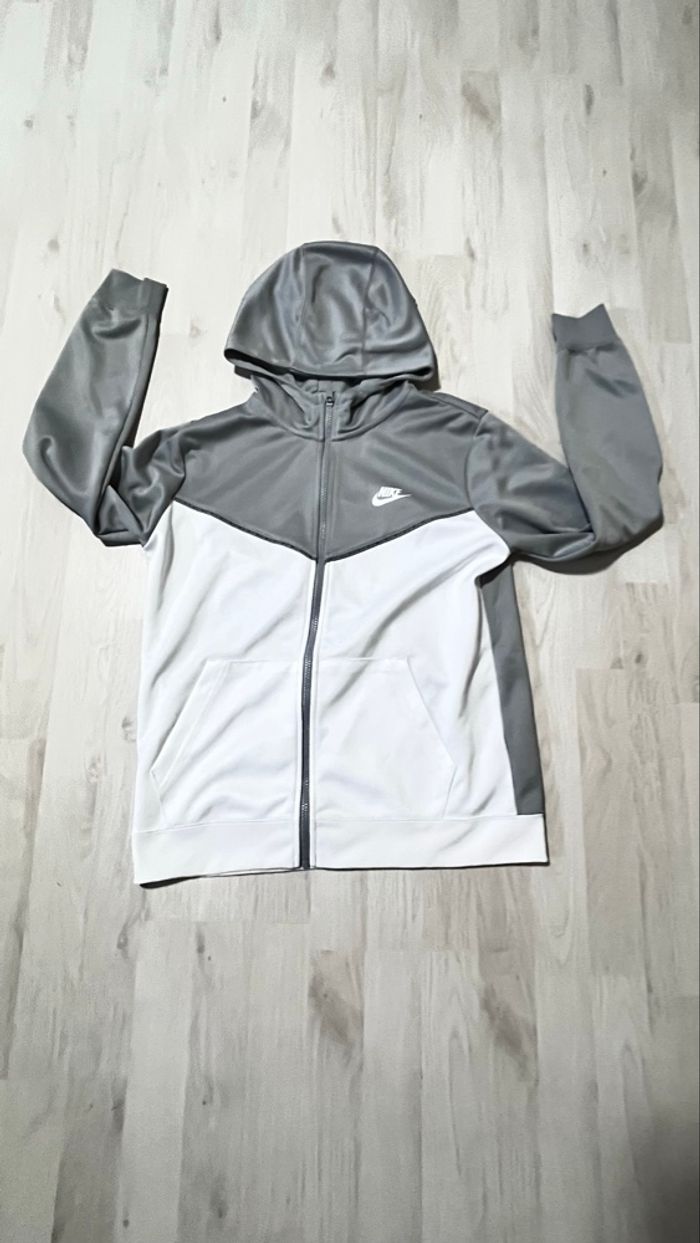 Sweat Nike - photo numéro 3