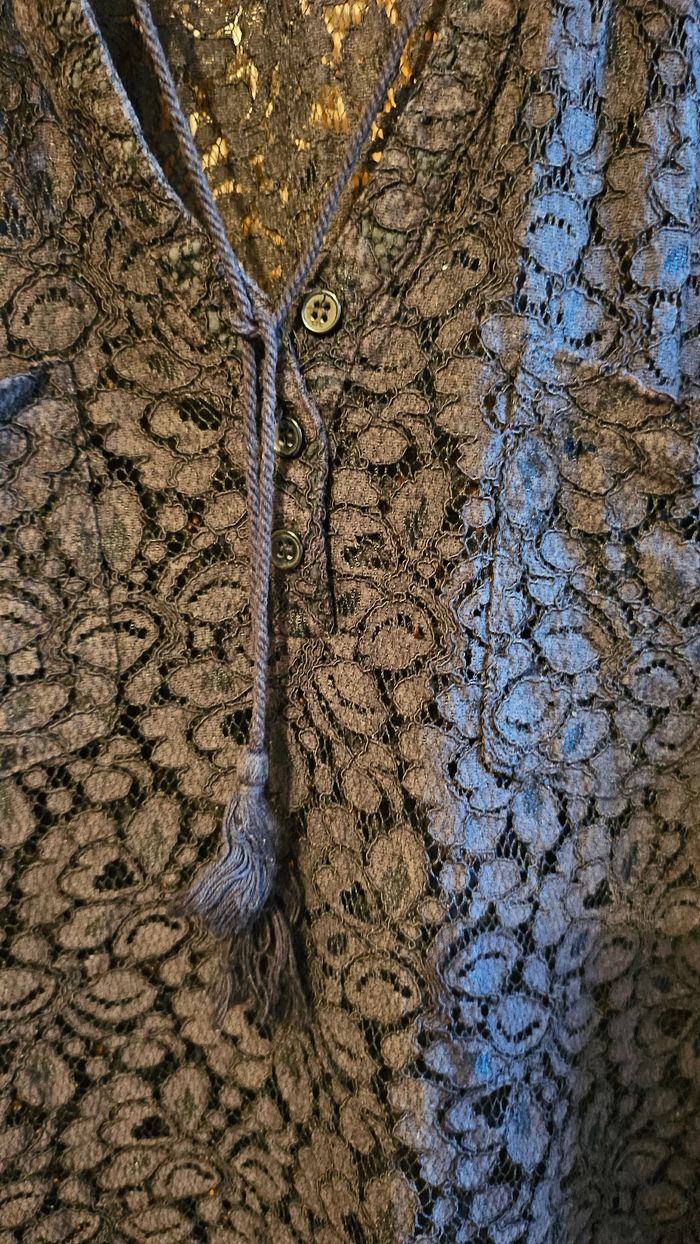 Blouse dentelle "le temps des cerises " - photo numéro 6