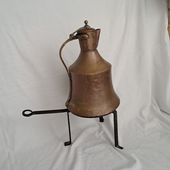 Ancienne grande théière en cuivre H 41 cm + support