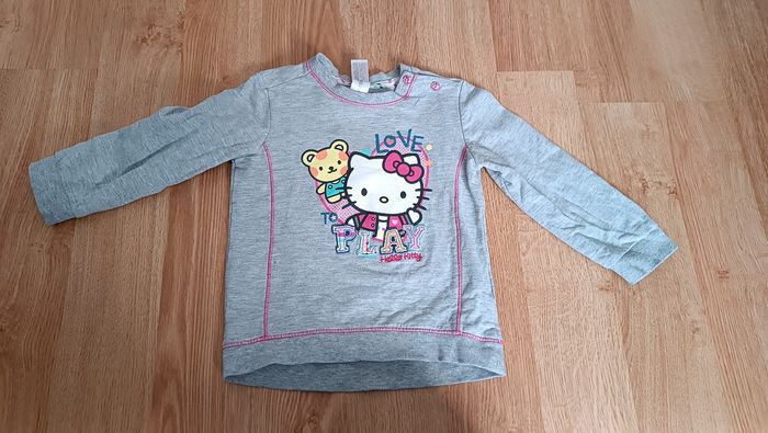 Pull Hello Kitty taille 92 cm fille