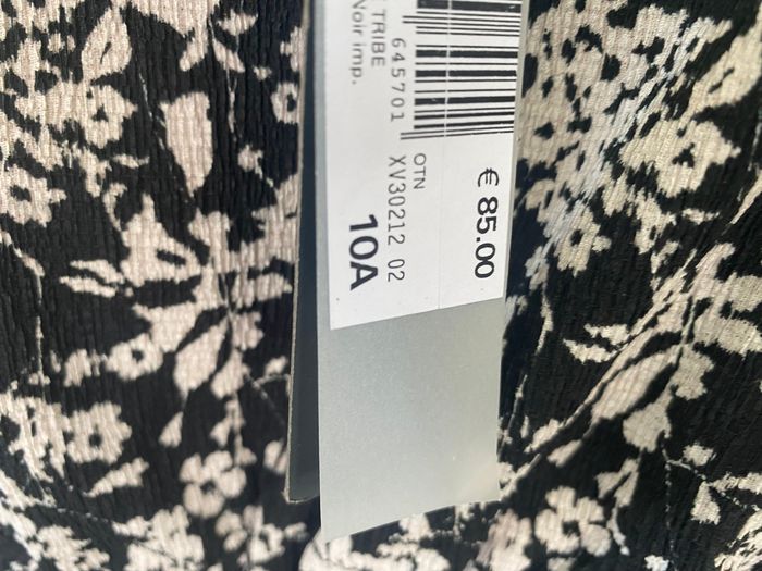 Robe neuve taille 10 ans ikks - photo numéro 5