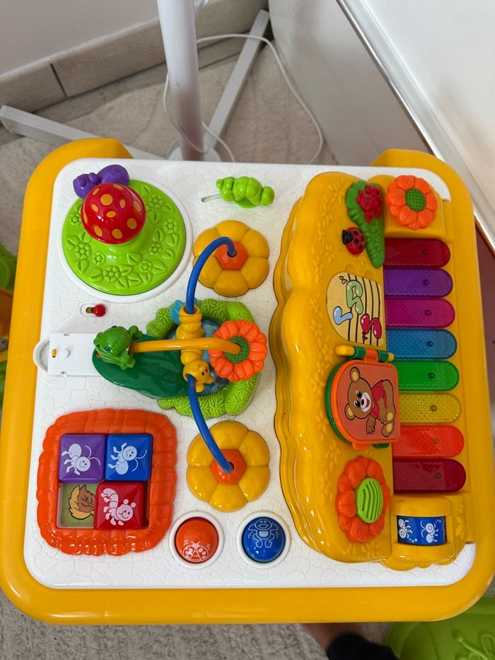 Chicco table d'activité lego - photo numéro 2