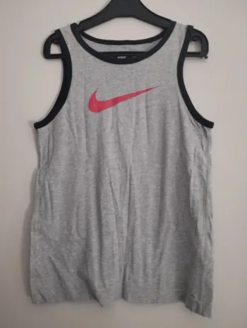 Débardeur Nike taille 8/10 ans