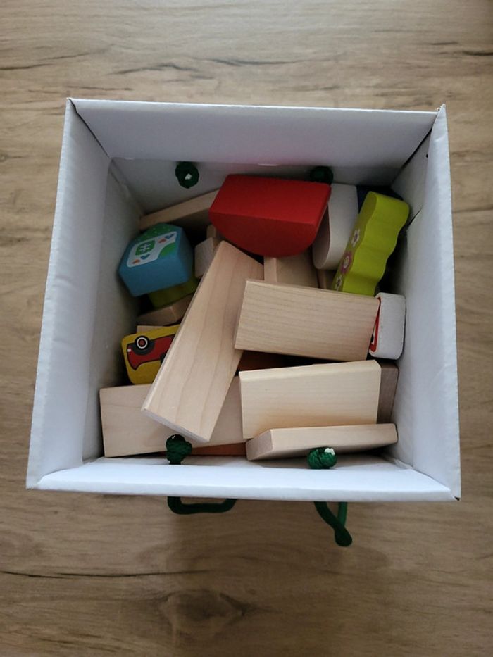 Jeu de construction en bois - photo numéro 3