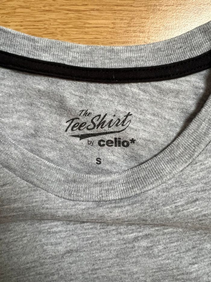 T-shirt manches courtes taille S - photo numéro 3