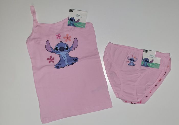 Pyjama et sous vetement stitch 6 ans - photo numéro 2