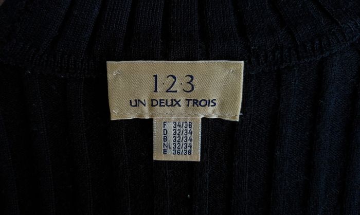 Pull côtelé noir à col montant. 1 2 3. Un deux trois. Laine vierge. Acrylique. Taille 34 / 36 - photo numéro 7