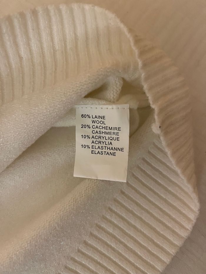 Pull col roulé blanc « Belle Femme » - photo numéro 3