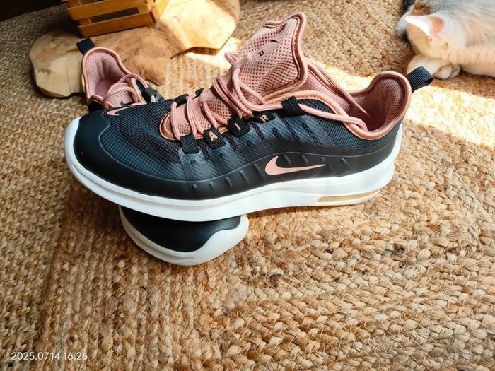 Basket Airmax axis collector - photo numéro 2