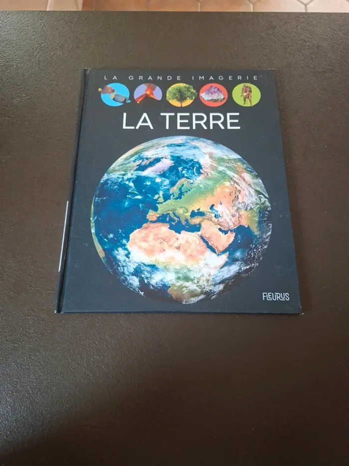 La terre édition la grande imagerie - photo numéro 1