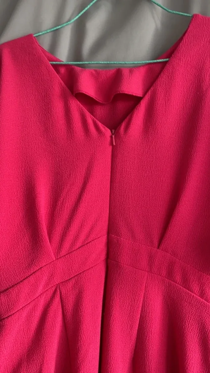 Robe d’été rose fushia - photo numéro 3