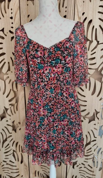 Robe imprimée fleurie col carré T L Trendyol