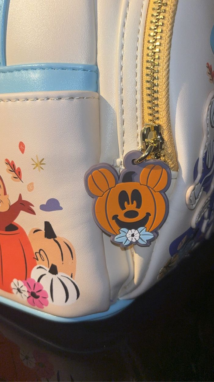 Sac à dos Loungefly Mickey et ses amis Halloween - photo numéro 2