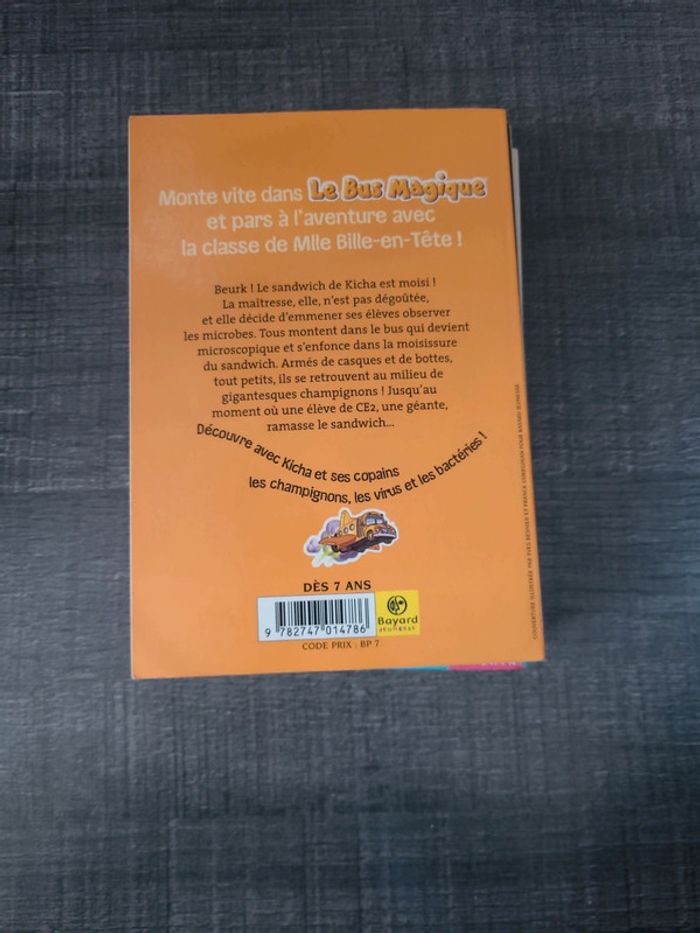 Livre le bus magique - photo numéro 2