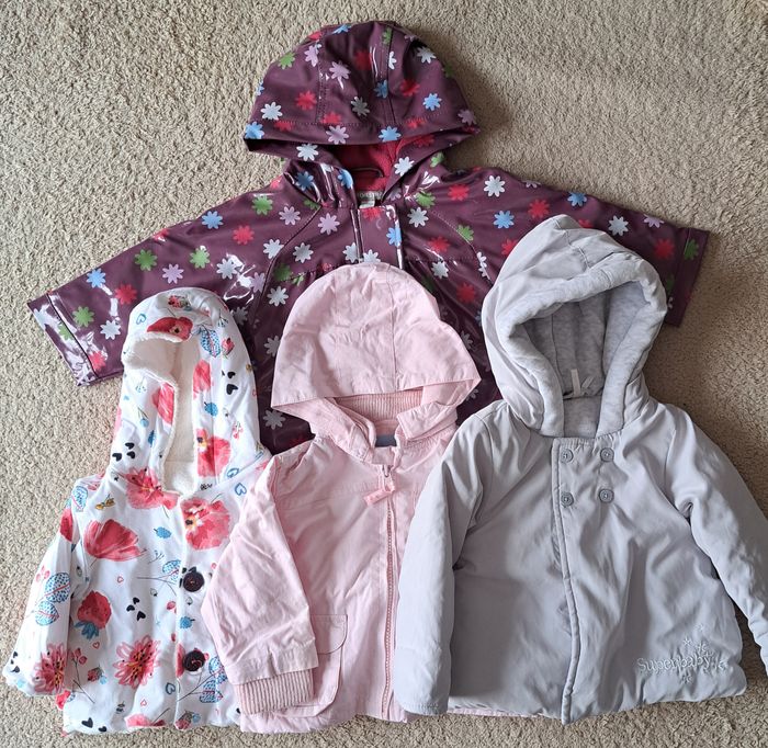Très gros lot de vêtements fille taille 6 mois - photo numéro 8