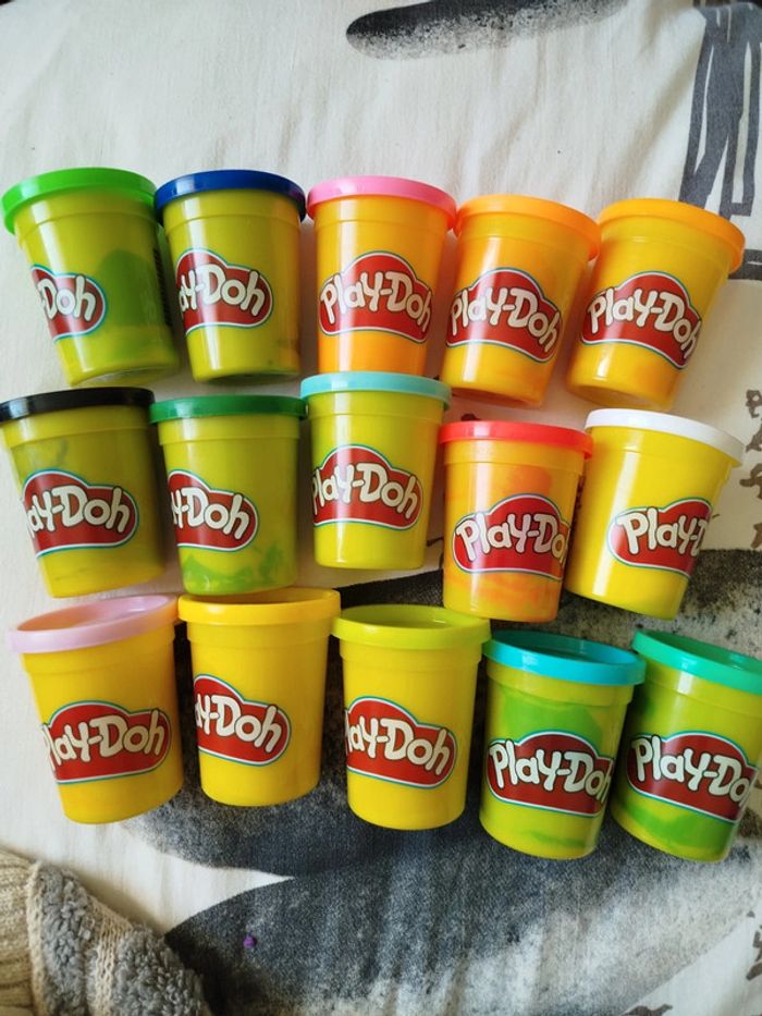 Lot de 15 pots de pâte à modeler