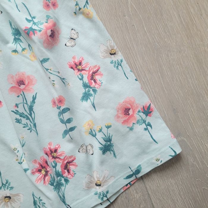 Très jolie robe bleu à fleur. Fille 5/6 ans. Marque H&M - photo numéro 2