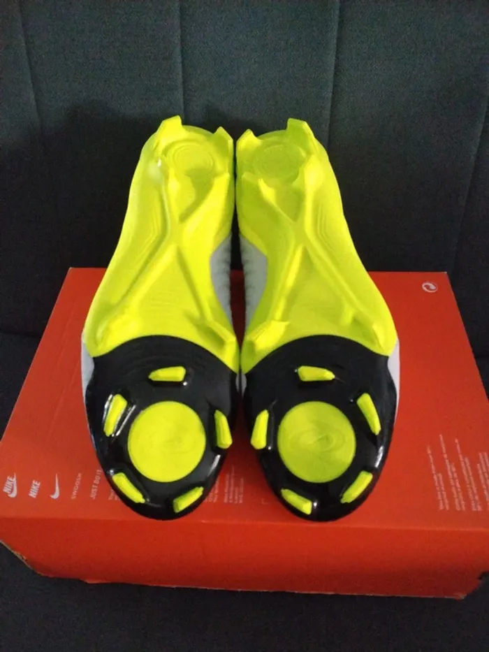 Crampons Nike Phantom - photo numéro 5