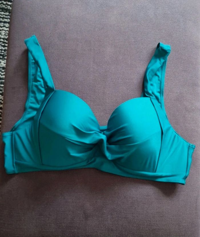 Maillot de bain 2 pièces neuf taille 52 - photo numéro 2