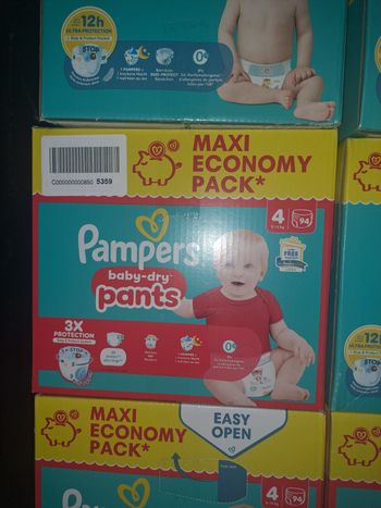 Pampers maxi pack taille 4