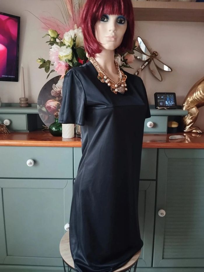 💗Robe Noire Satinée/Irisée Irena Gregori T34/36💗 - photo numéro 10