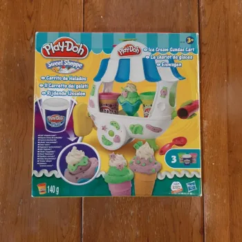 Chariot à glace Play-Doh pâte à modeler