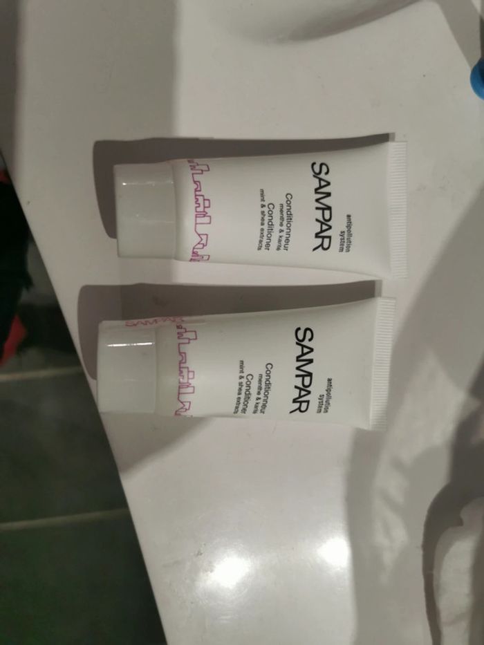 Lot de conditionneur sampar
