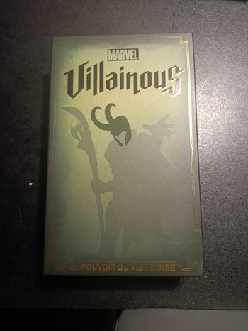Jeux de société villainous neuf
