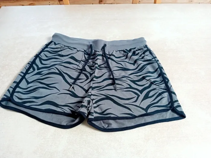 Mini short