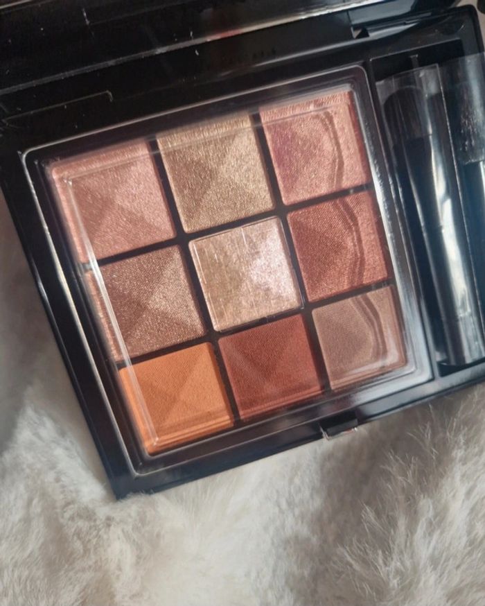 Le 9 de Givenchy palette à fards multi-finis naute pigmentation, très longue tenue - photo numéro 3