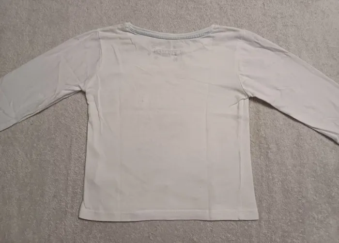 Tee-shirt Disney 5 ans (réf perso Q11)(familleac72) - photo numéro 2