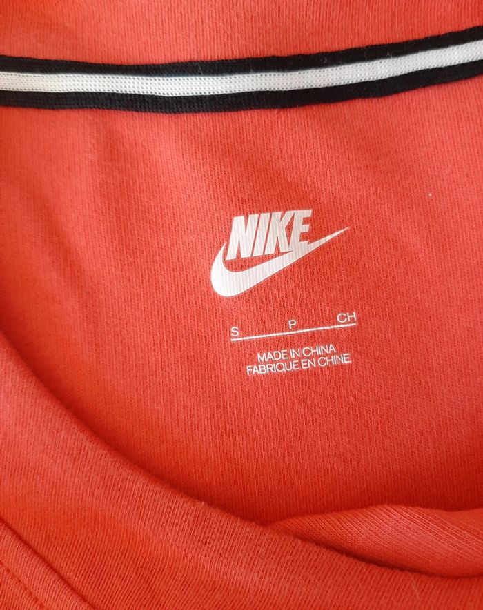 T-shirt nike corail taille S - photo numéro 5