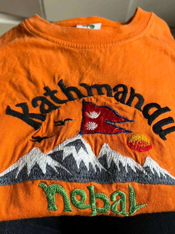 T shirt orange taille 6 ans - photo numéro 4