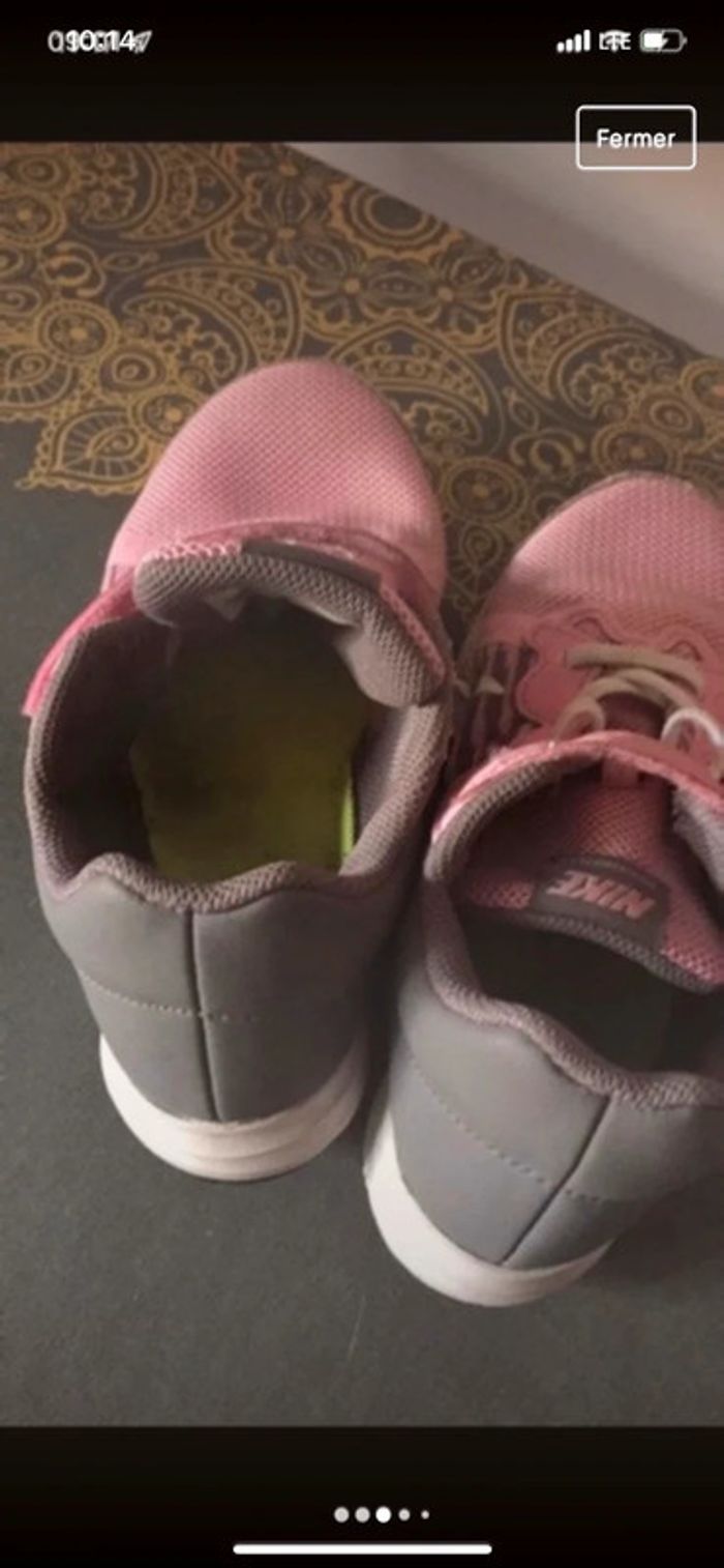 Baskets Nike 35 - photo numéro 3