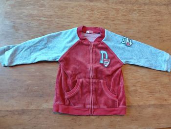 Gilet zippé en velours taille 18mois DPAM