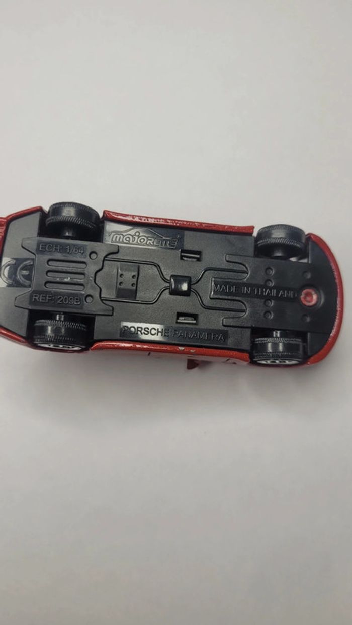 Voiture majorette - photo numéro 3