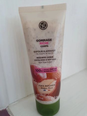 Gommage corps au karité Yves Rocher