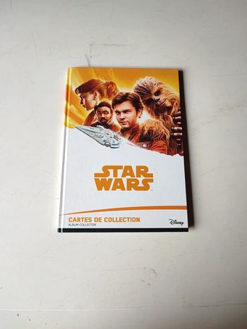 Album collector Star Wars Disney carte de collection