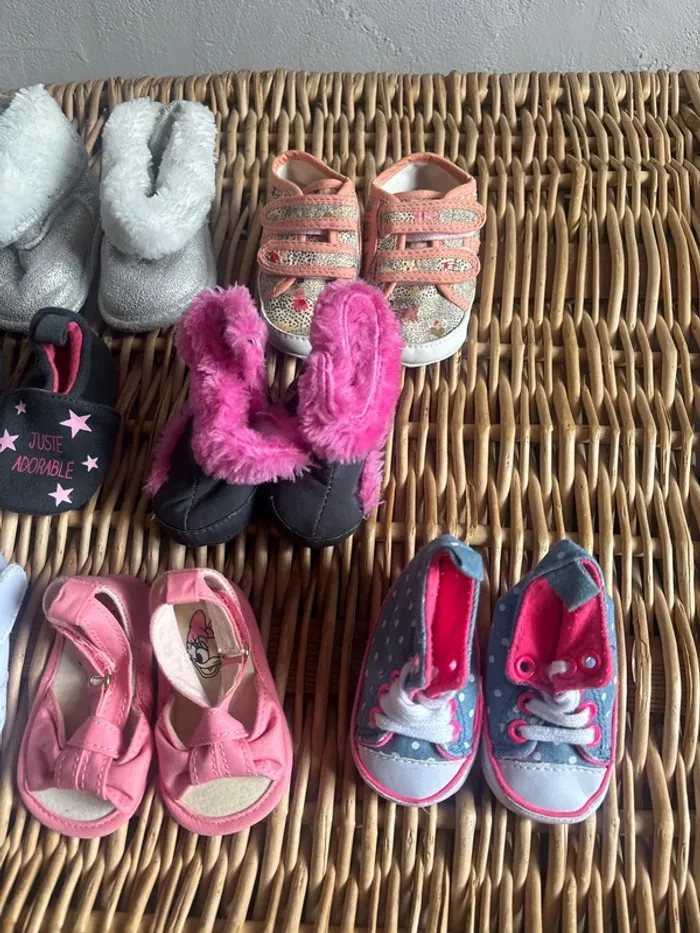Lot de chaussure bébé fille 0/3et 3/6mois - photo numéro 3
