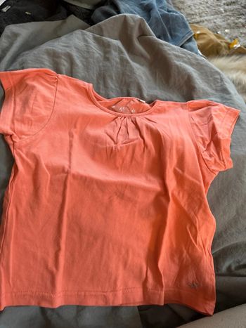T shirt  orange