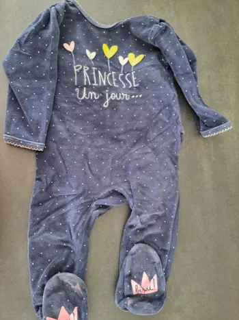 pyjama bleu coeur
