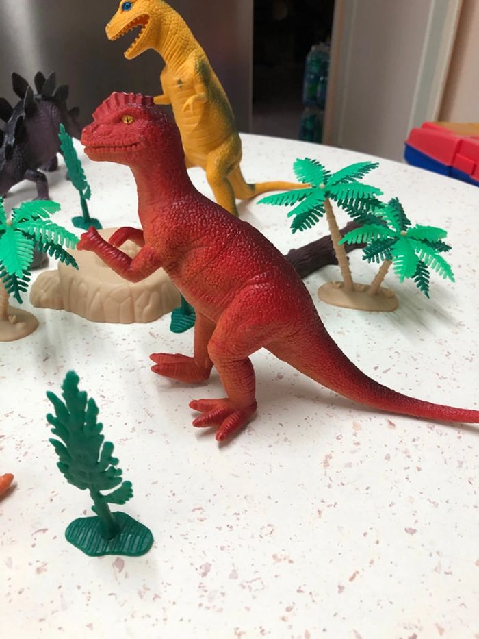 Lot 6 dinosaures - photo numéro 7