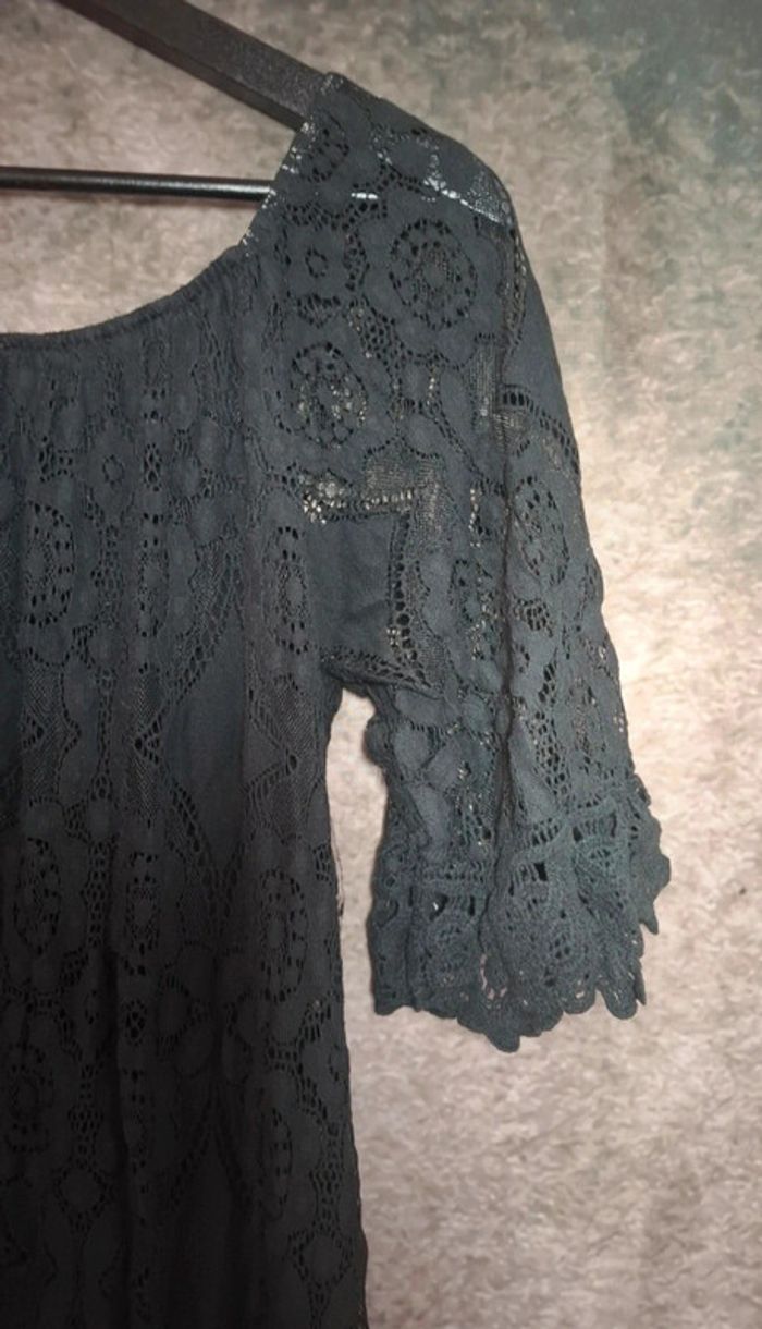 Robe dentelle noire - photo numéro 4