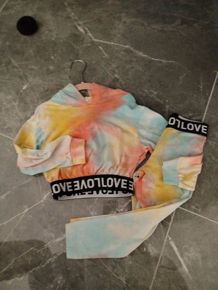 Ensemble sport legging croc top coloré fille 4 ans tye and dye arc en ciel