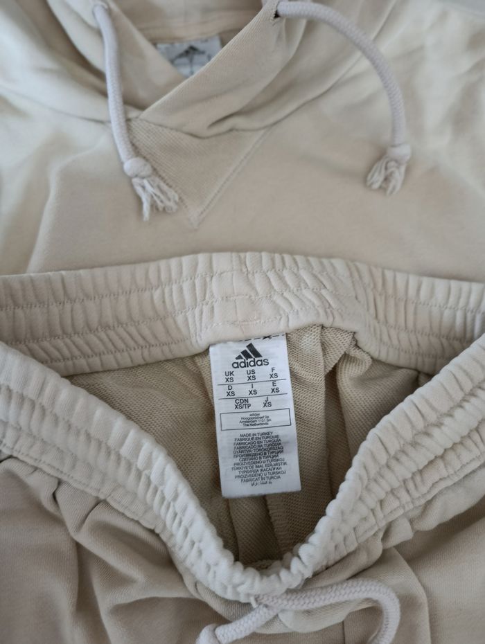 Ensemble Adidas garçon taille S et XS - photo numéro 3