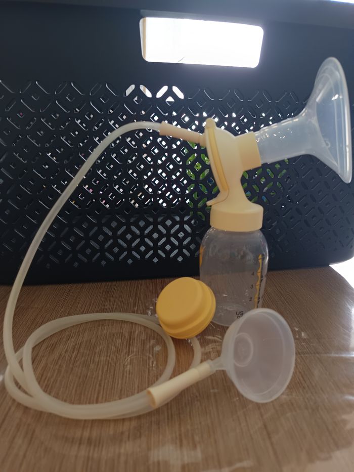 Tire lait manuel Medela - photo numéro 5