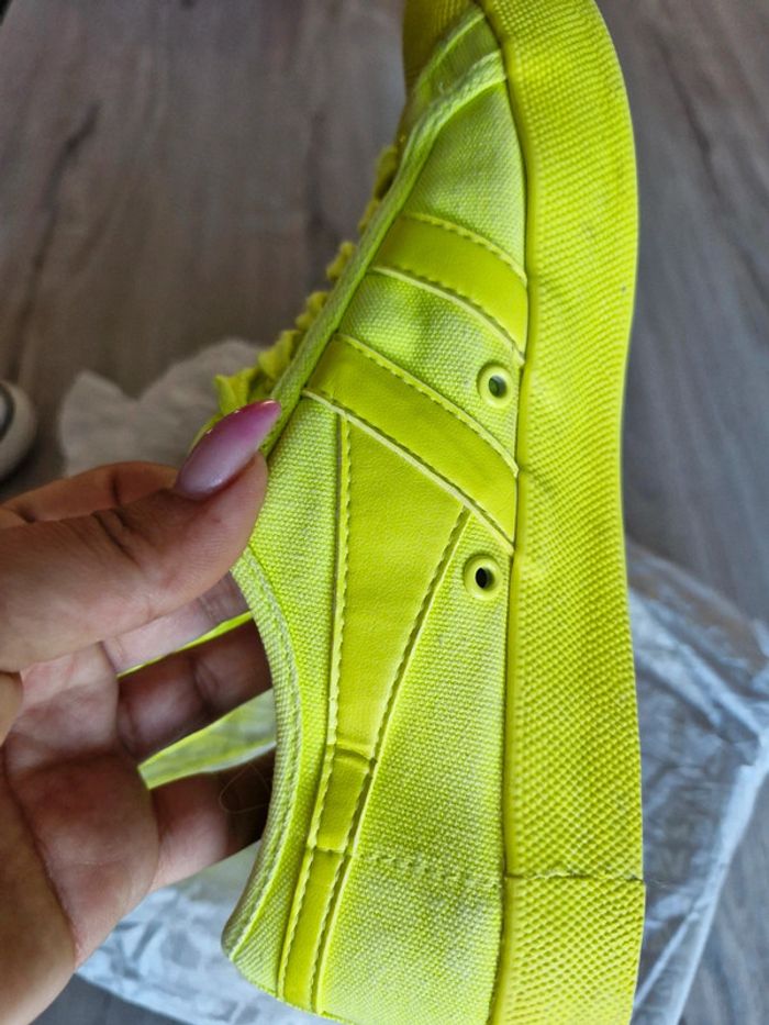 Gola fluo - photo numéro 5
